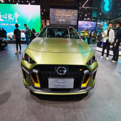 GAC Trumpchi B75 Battle Green