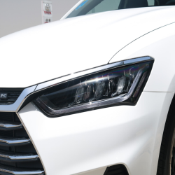 BYD WO Streamer White Finished Car Paint