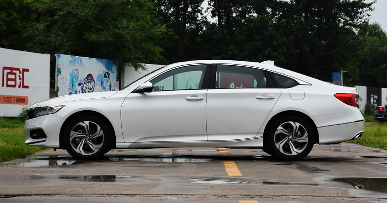 PavCarPaint GAC Honda NH776P White Pearl （top paint）Finished Car Paint