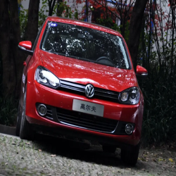 FAW-Volkswagen LA3S Emma Red Finished Car Paint