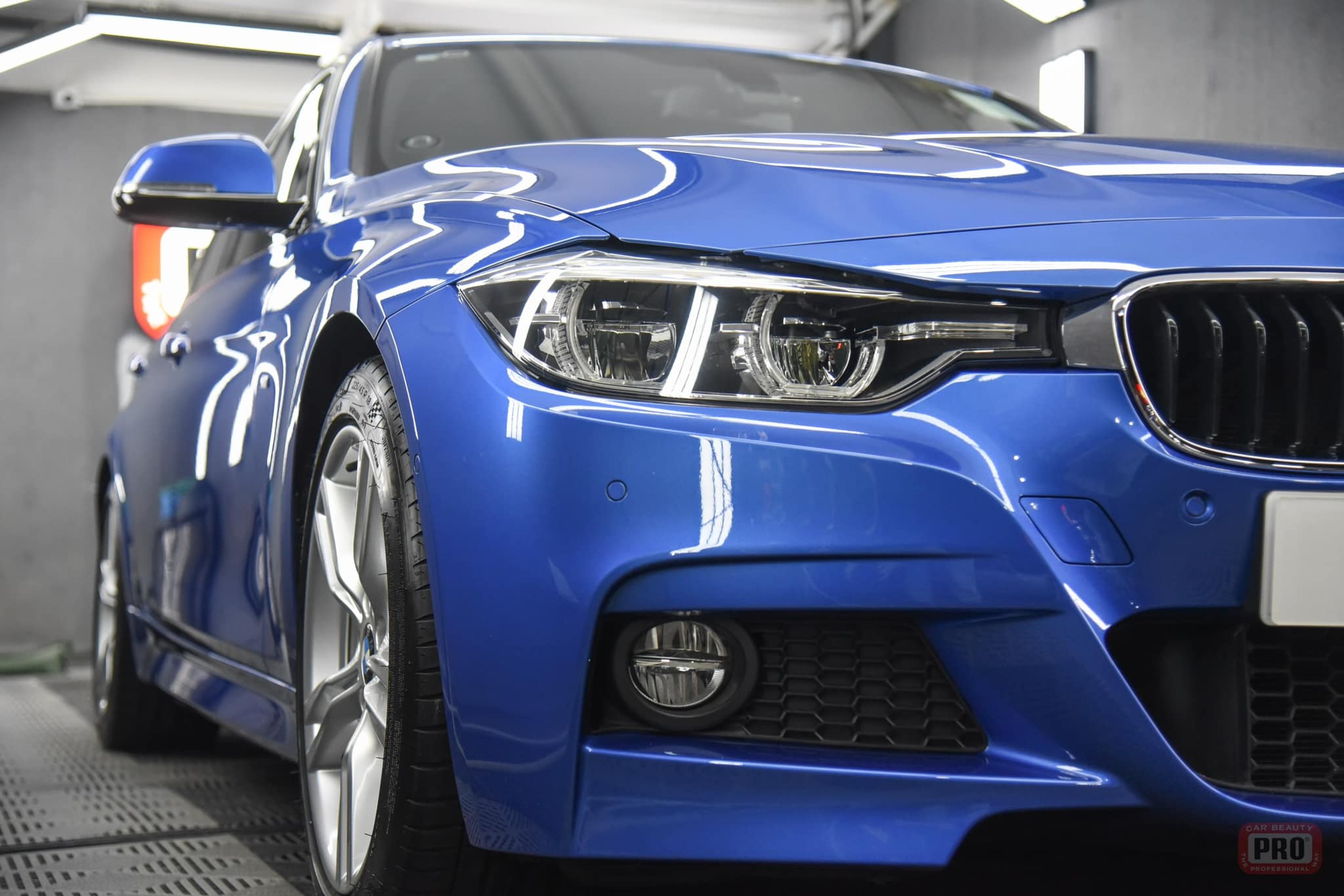 https://www.mekloncarpaint.com/automotive-paint-what-is-the-reason-for-pinholes-after-painting
