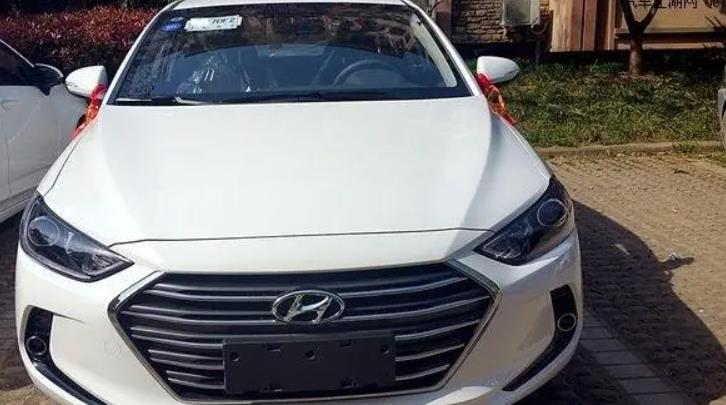 PavCarPaint FAW Beijing Hyundai polar White Finished Car Paint